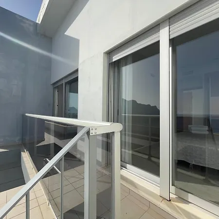 Entremares - Grupo Antonio Perles Calpe