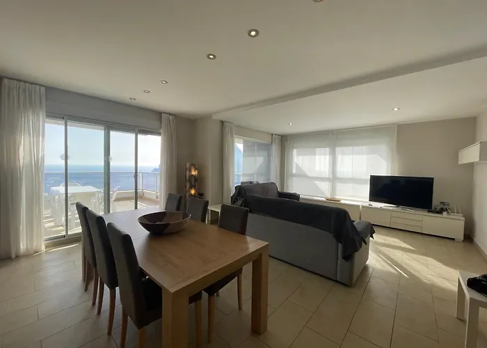 Entremares - Grupo Antonio Perles *